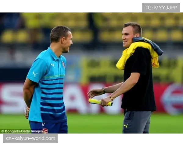 足球比赛中护腿板的使用规则及安全要求详解